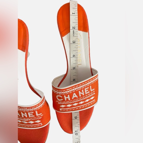 Chanel Vintage Orange Canvas Embroidered Kitten Heel Mule Slide Sandal EU 39 - Picture 13 of 13